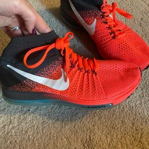 Nike women’s sneakers